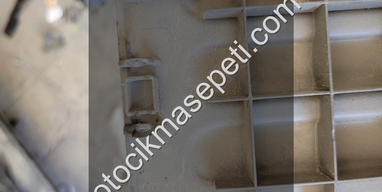 Renault Kangoo 3 2011 Bagaj Panel Kaplaması 876103646R