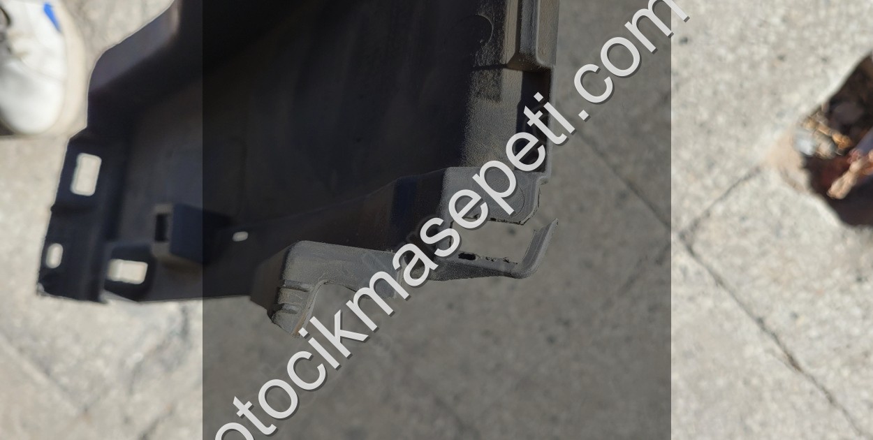 Renault Kangoo3 Torpido Sigorta Kapağı 681064030R