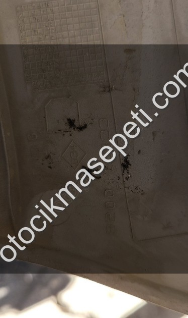 Sağ Cam Direği Kaplaması 2011 Renault Kangoo 3 // 8200419433