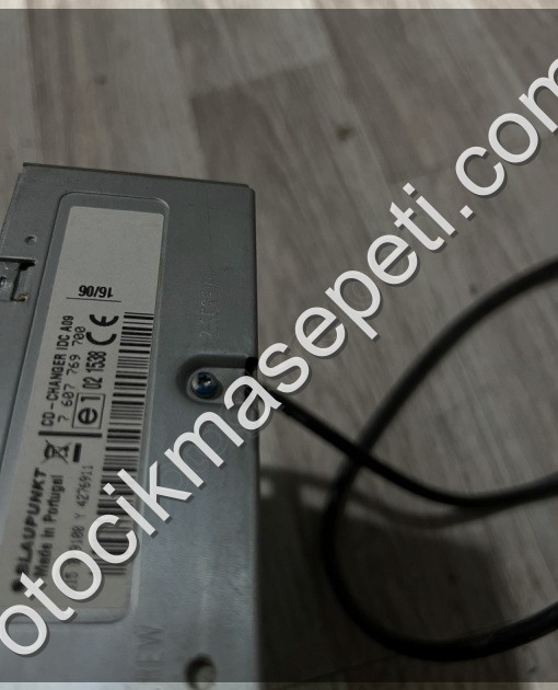 VOLKSWAGEN GOLF 5 CD ÇALAR ORJİNAL ÇIKMA