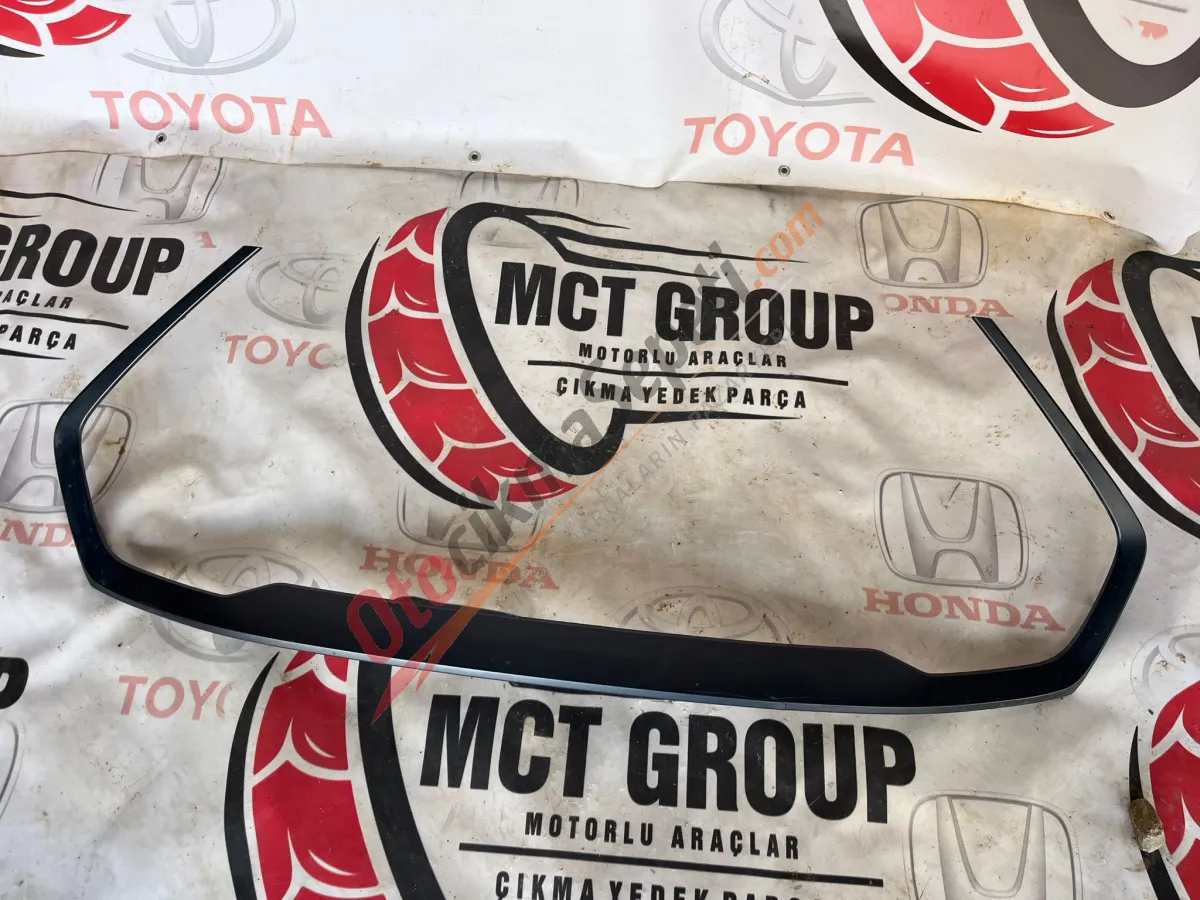 TOYOTA C-HR 2024 ÖN TAMPON ÇITASI ORJINAL
