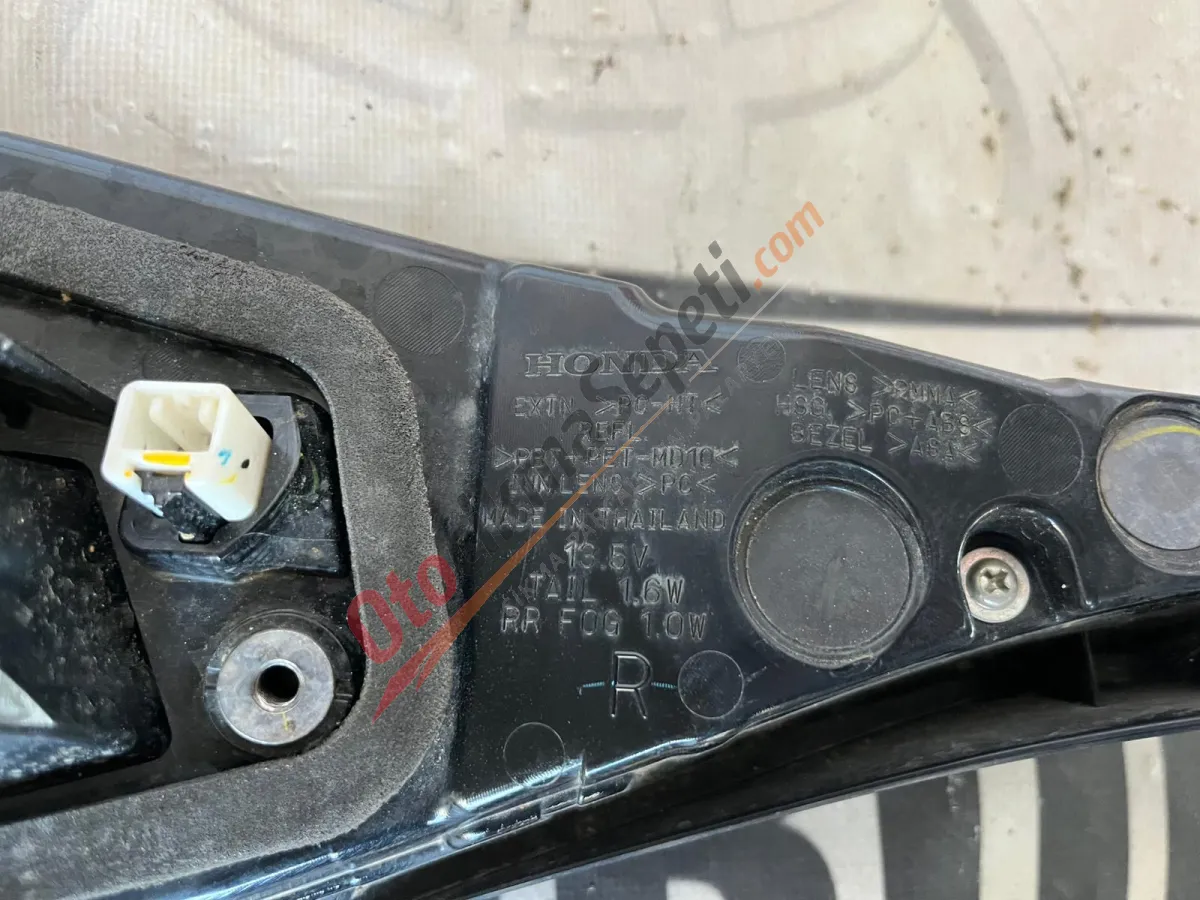 HONDA CİVİC SAĞ STOP ORJINAL ÇIKMA YEDEK PARÇA 21-25