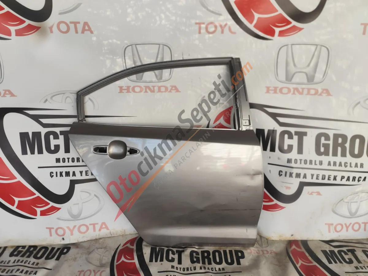 TOYOTA COROLLA 2019 2025 SAĞ ARKA KAPI ÇIKMA ORJINAL