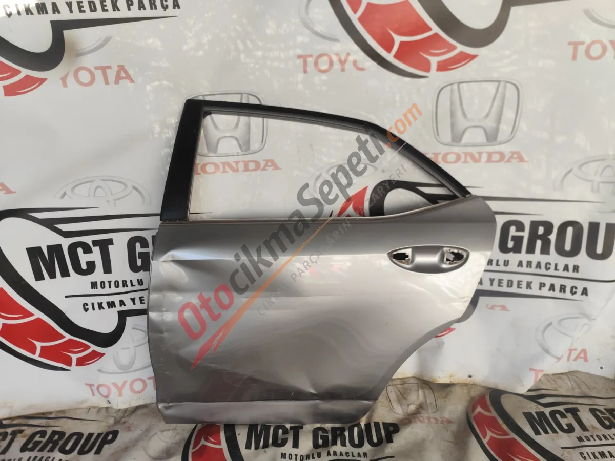 TOYOTA COROLLA SOL ARKA KAPI ÇIKMA ORJINAL 2013/2018