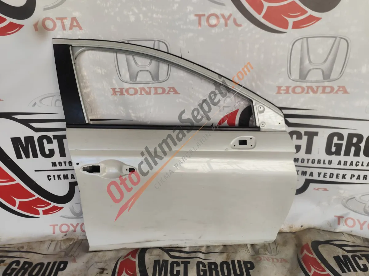 HONDA CİTY SAĞ ÖN KAPI ÇIKMA ORJINAL 2020-2025